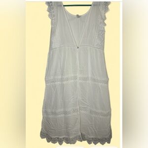 Elegant White Lace Swim Coverup